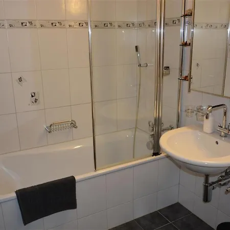شقة Bijou Eggetli Appartement-fewo- Dusche Oder Bad- Wc 2-bettwohnung By Interhome زويسمن